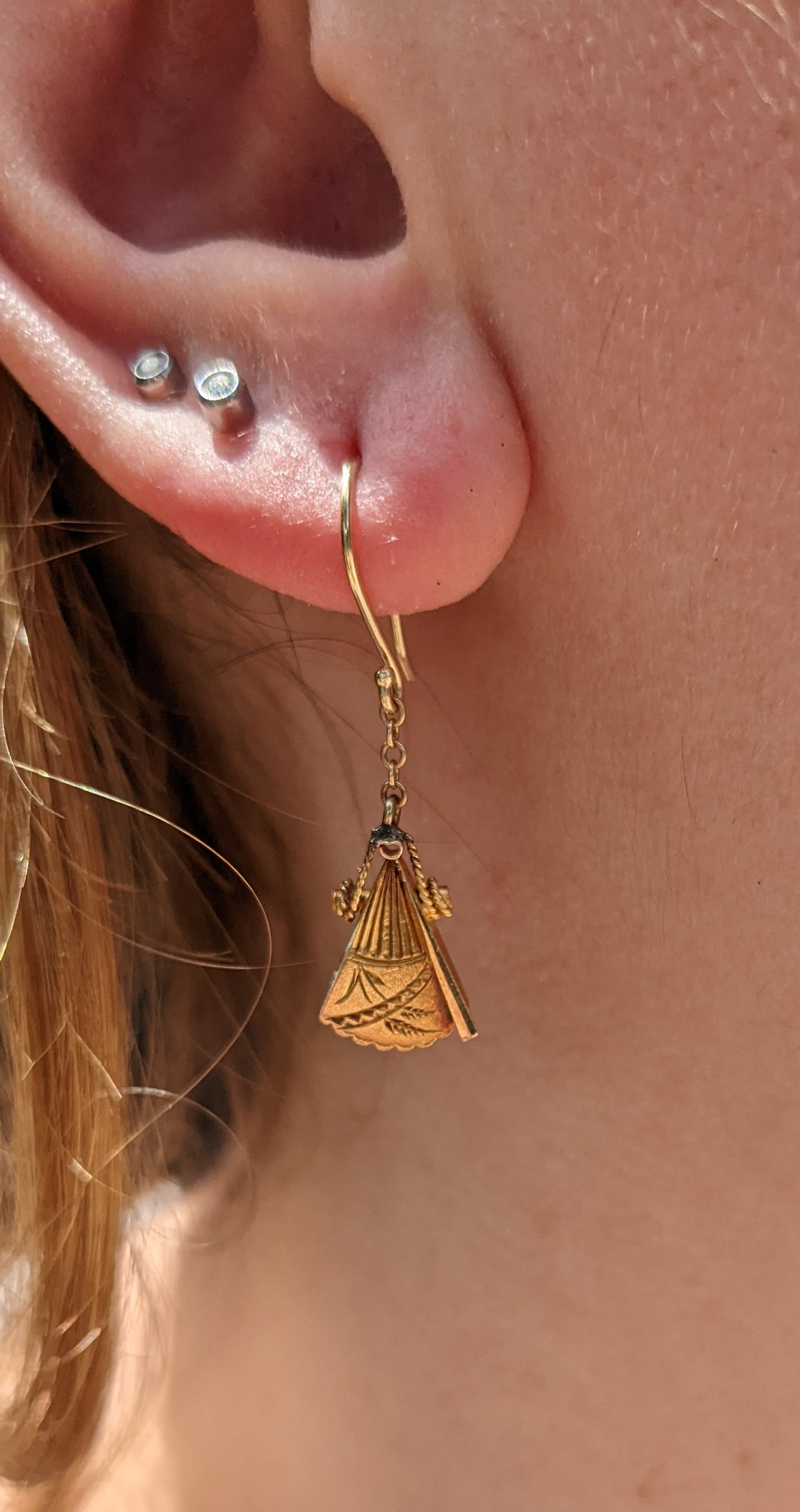 Victorian Aesthetic Era Fan Earrings