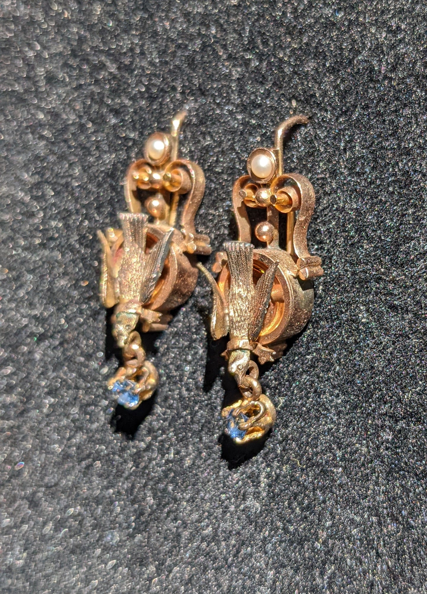 9ct Victorian Dove earrings with sapphire and pearl