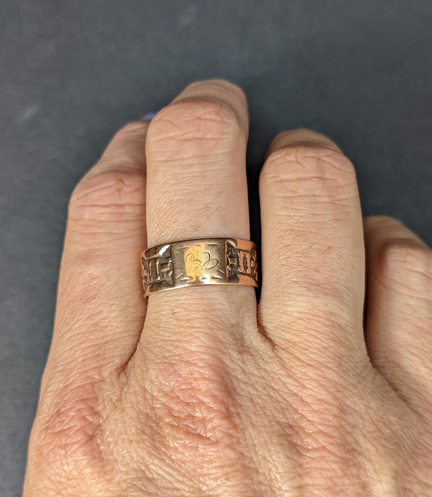 Cigar band ring
