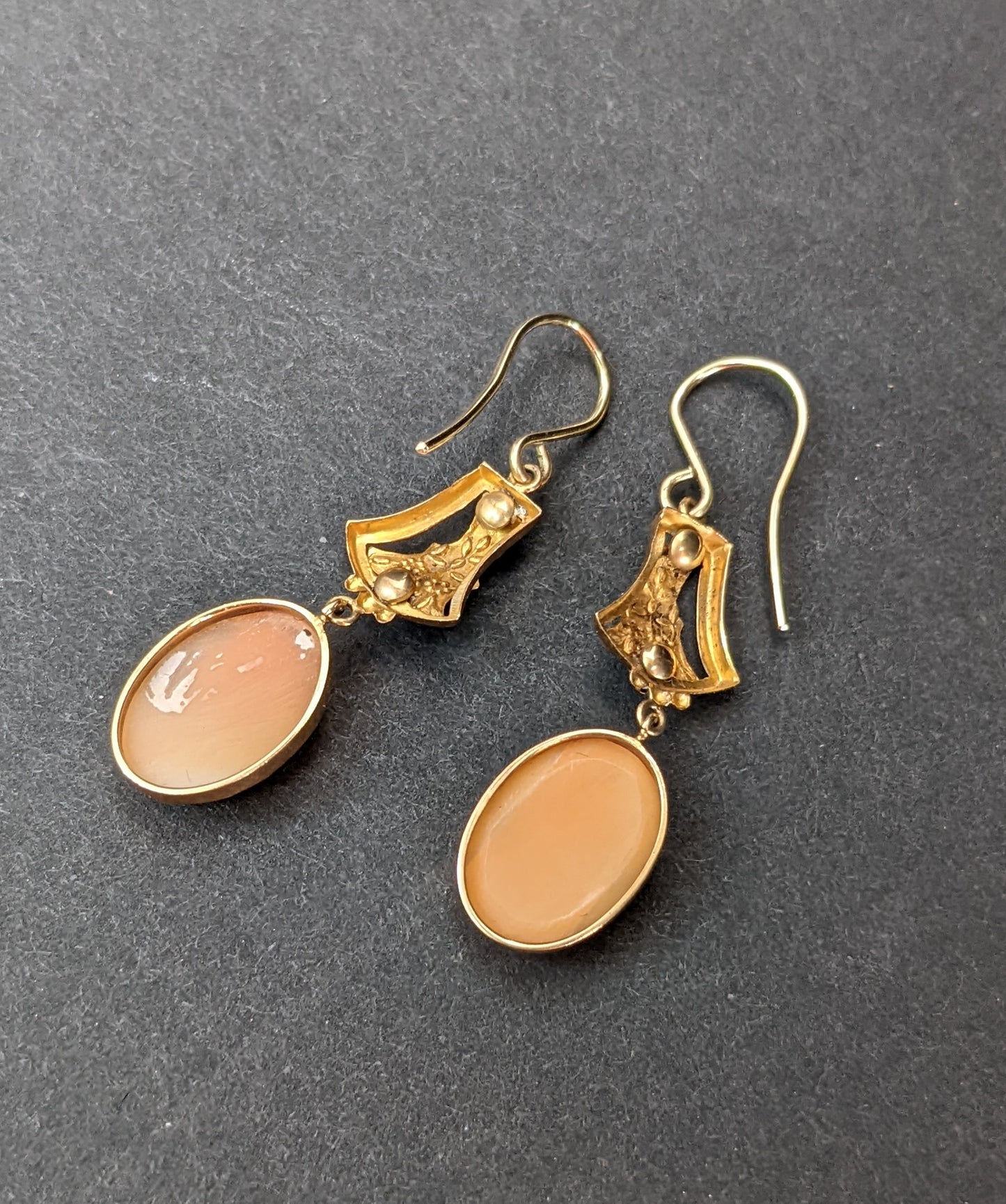 Cameo enamel shepherd hook earrings 14kt