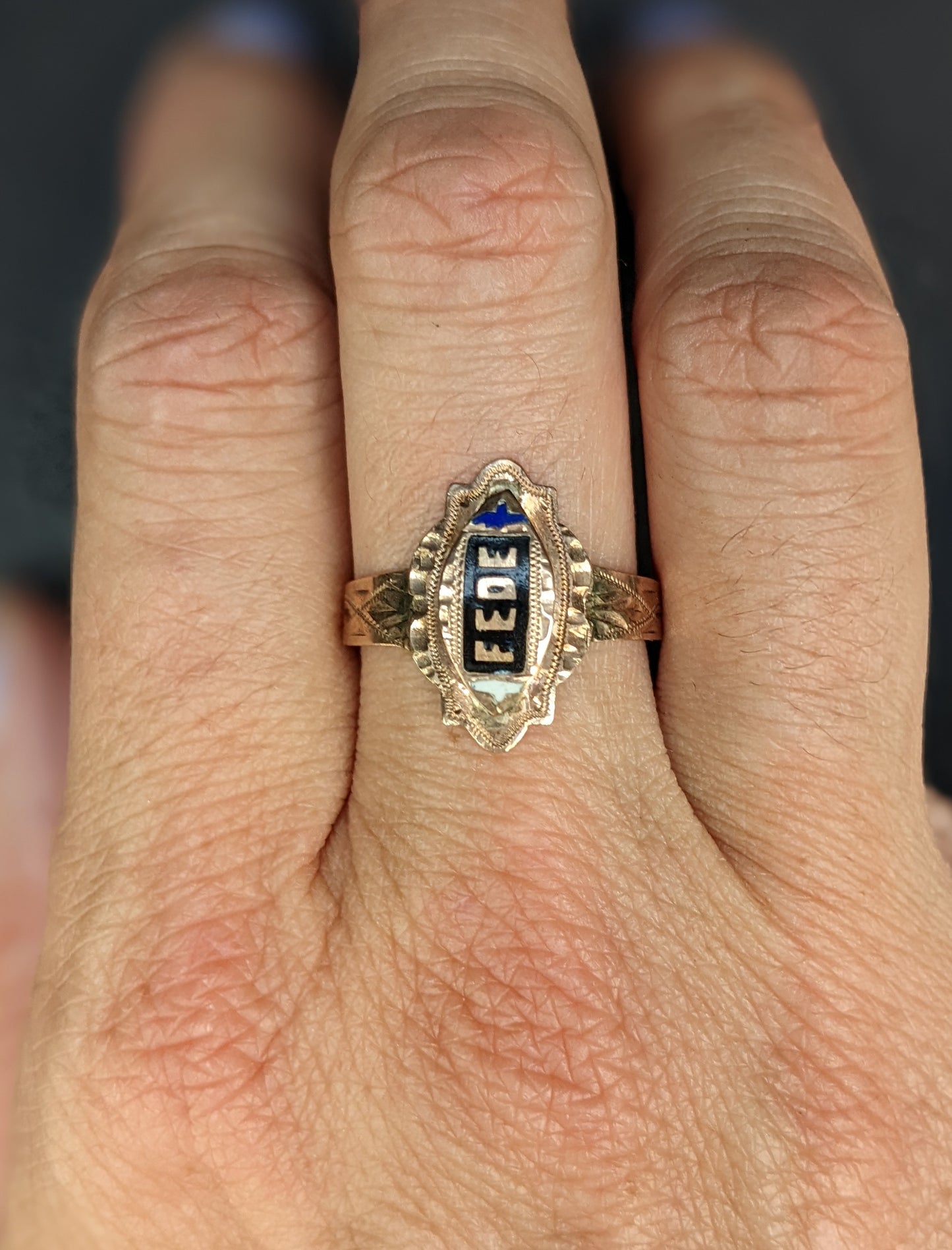 Fede ring 9k English