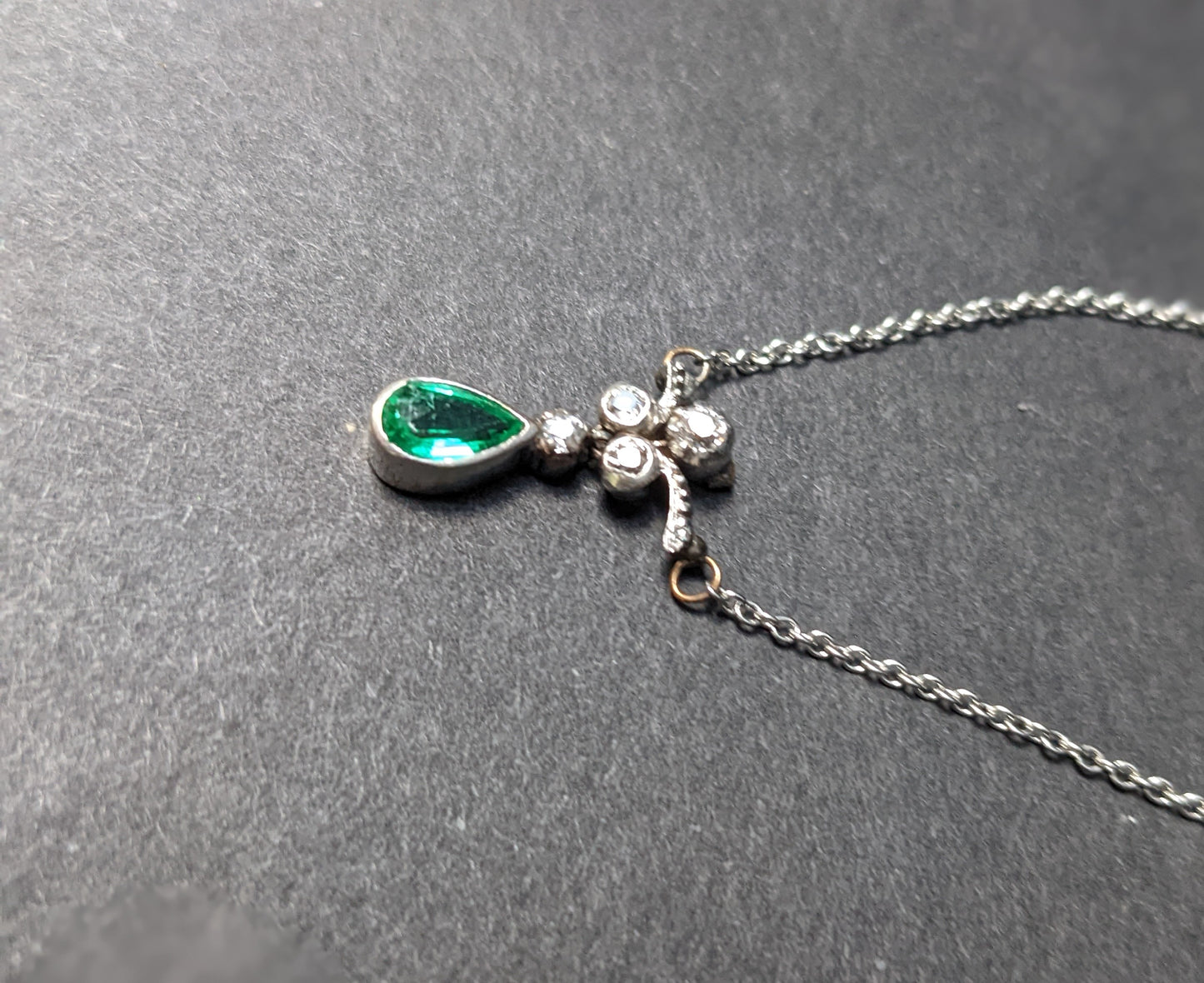 Edwardian platinum emerald drop necklace