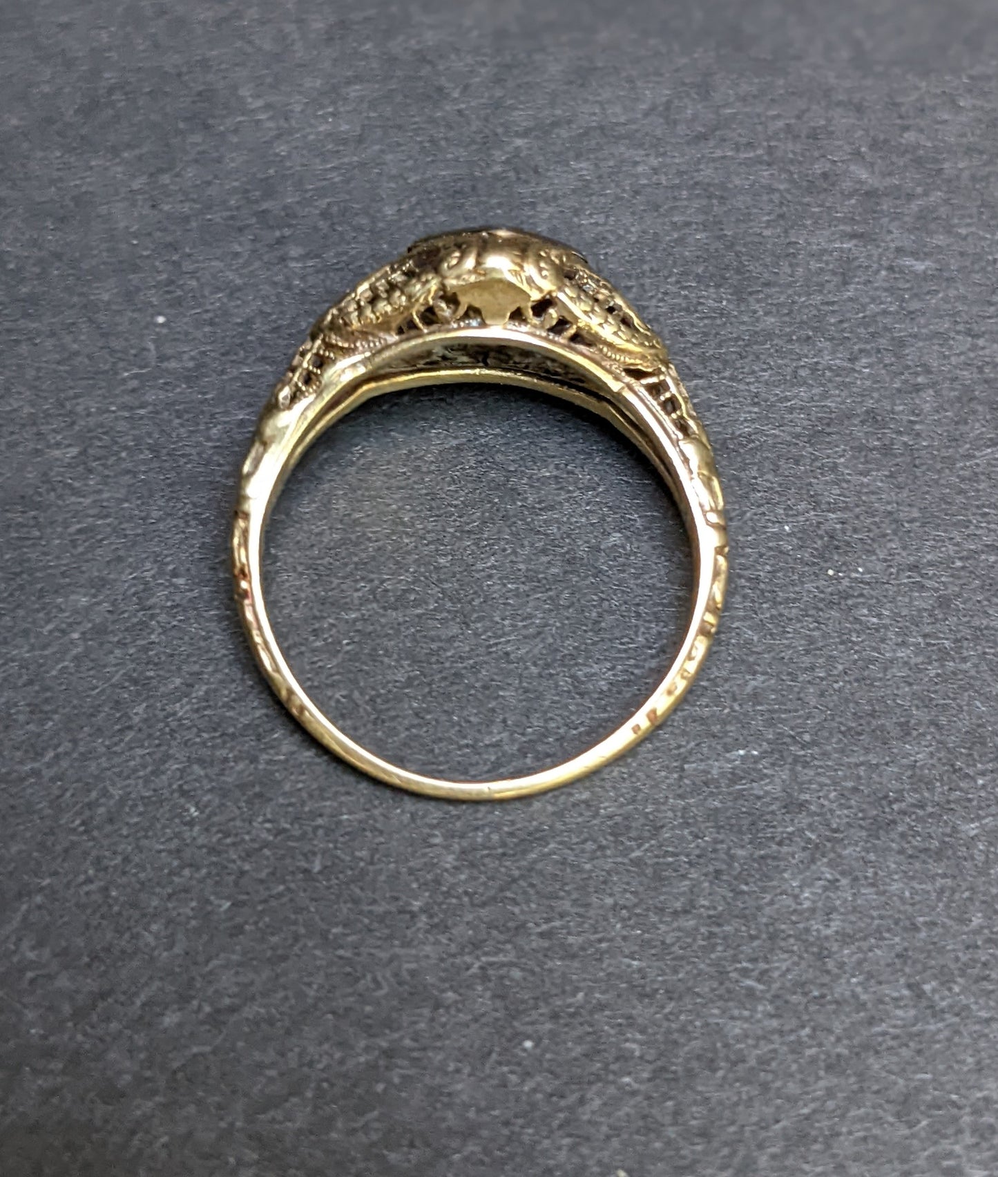 early 1900s 14kt filigree ring with color changing stone
