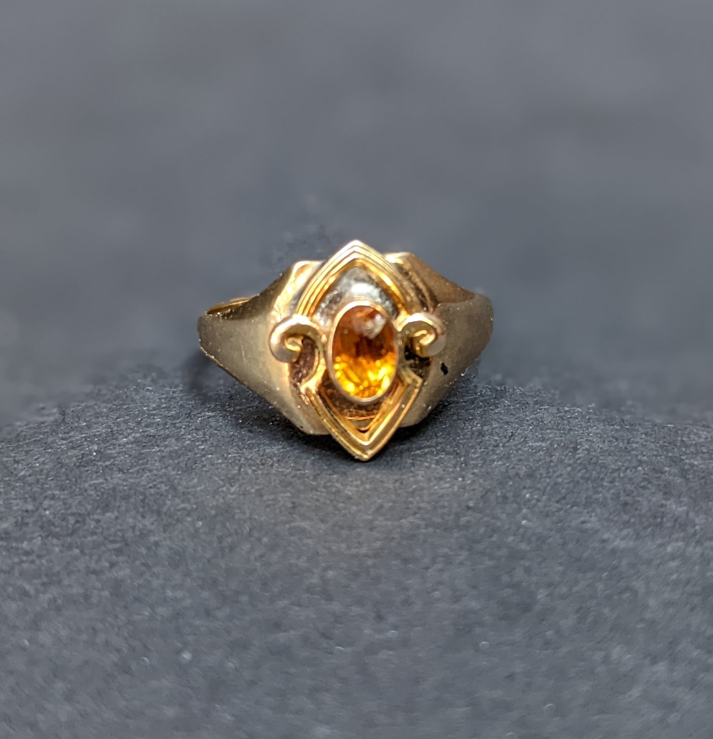 English and French conversion Citrine ring