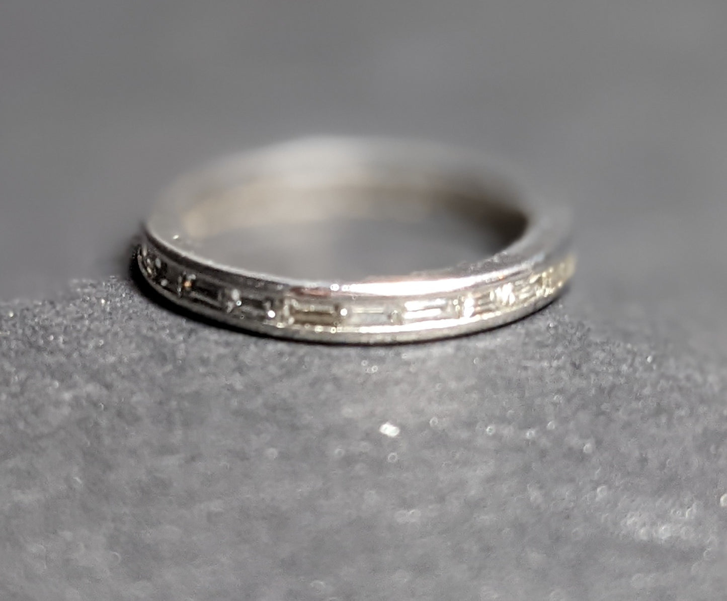 14kt baguette diamond eternity band