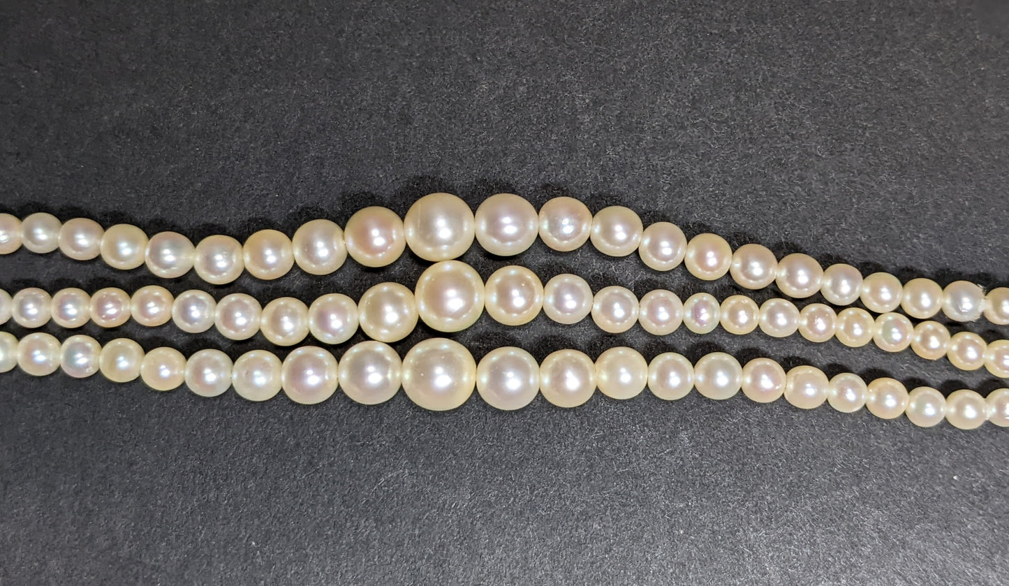 three strand pearl bracelet with 10kt white gold clasp