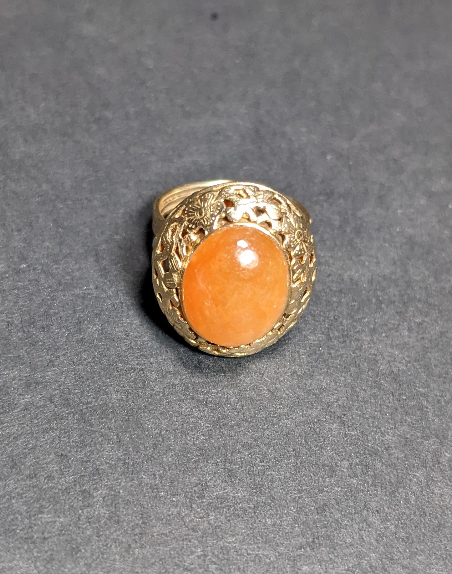 14kt Vintage Asian Carnelian Ring
