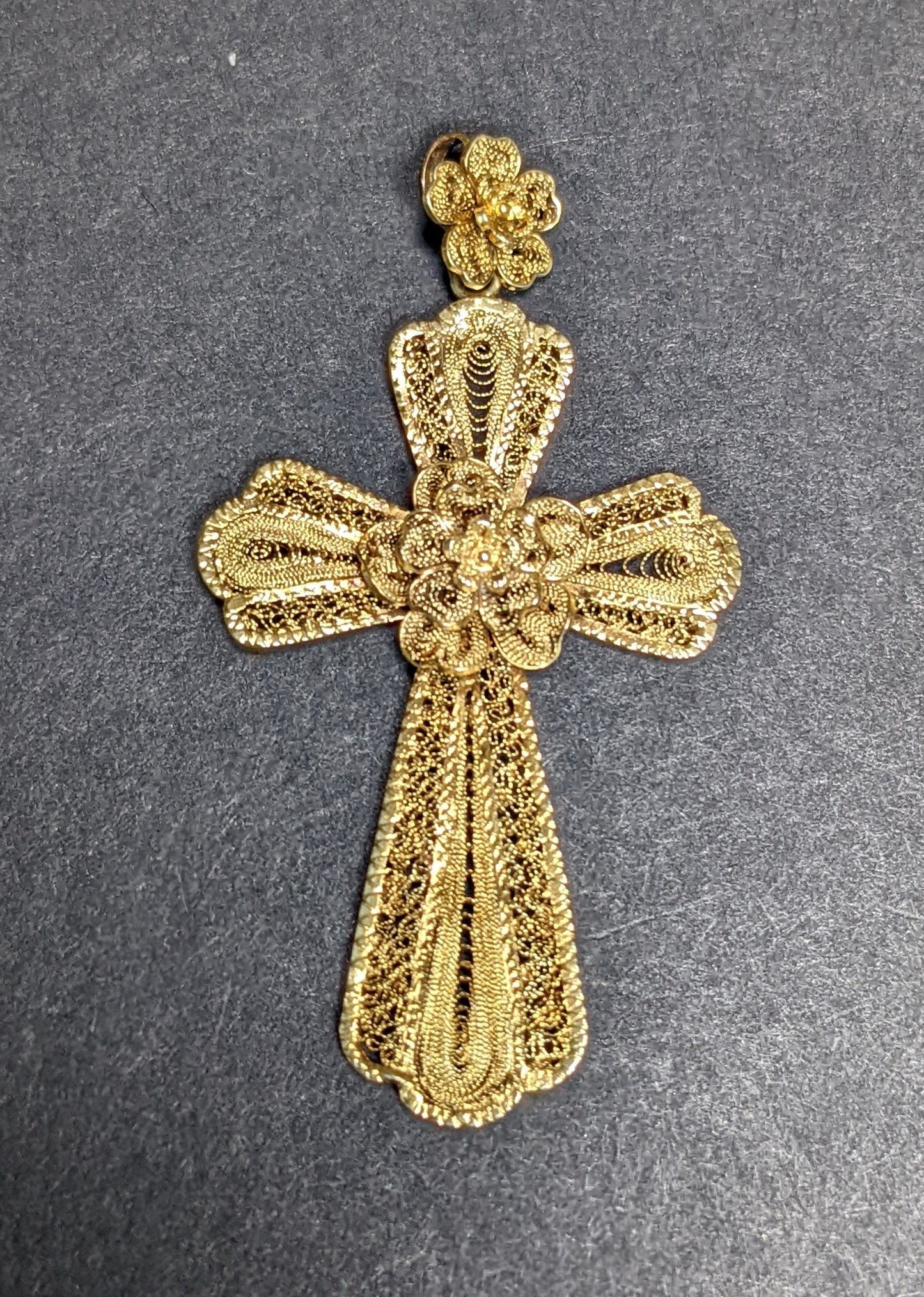 Large Iberian gold filigree Cross