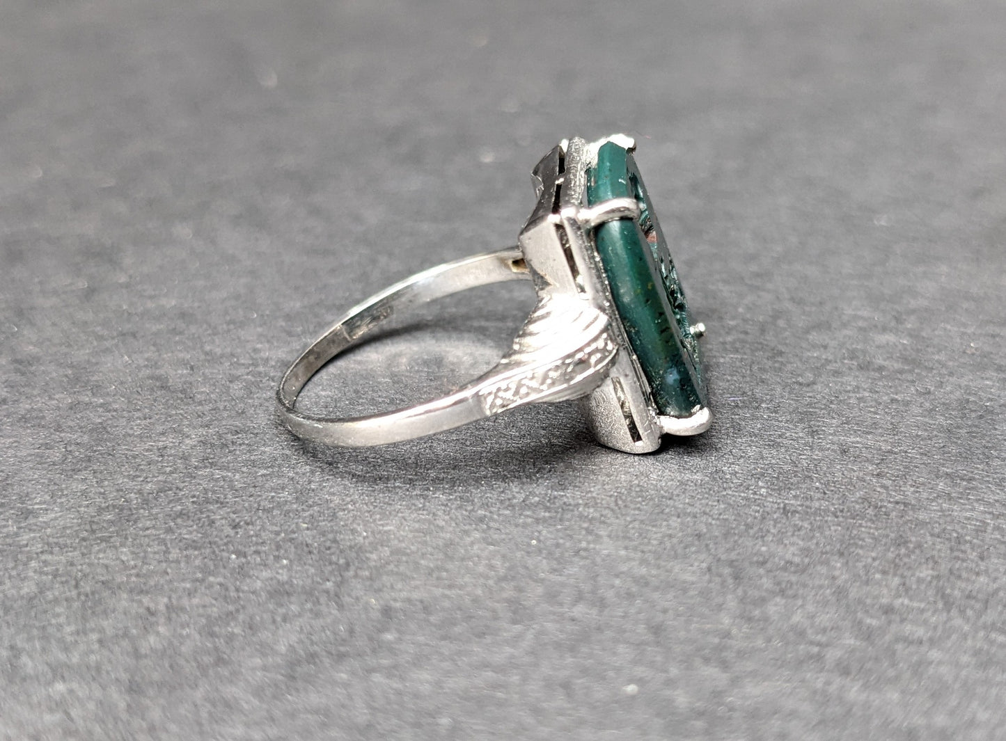 Bloodstone intaglio of crown and griffin