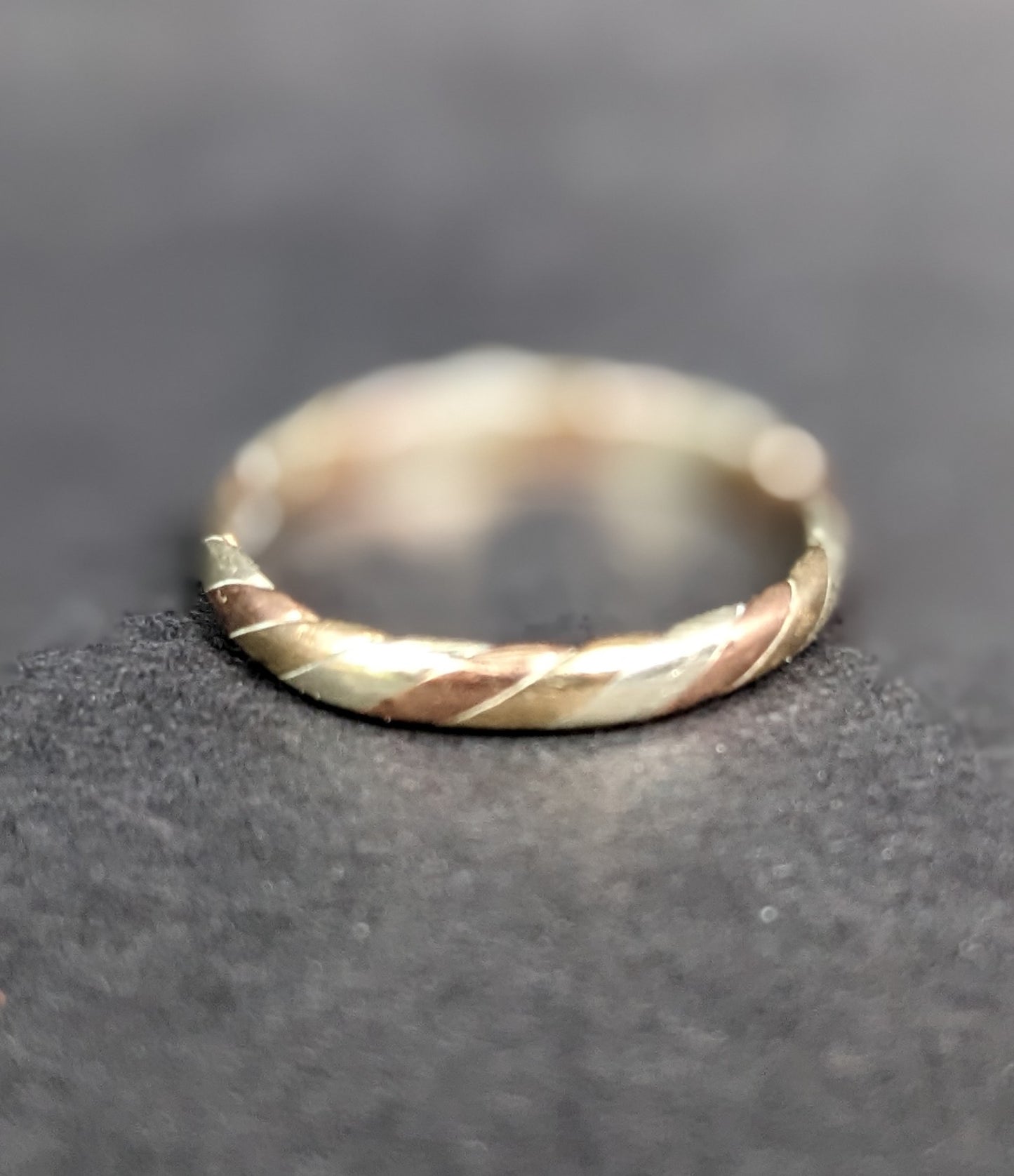 Tricolor Gold Band 9Kt