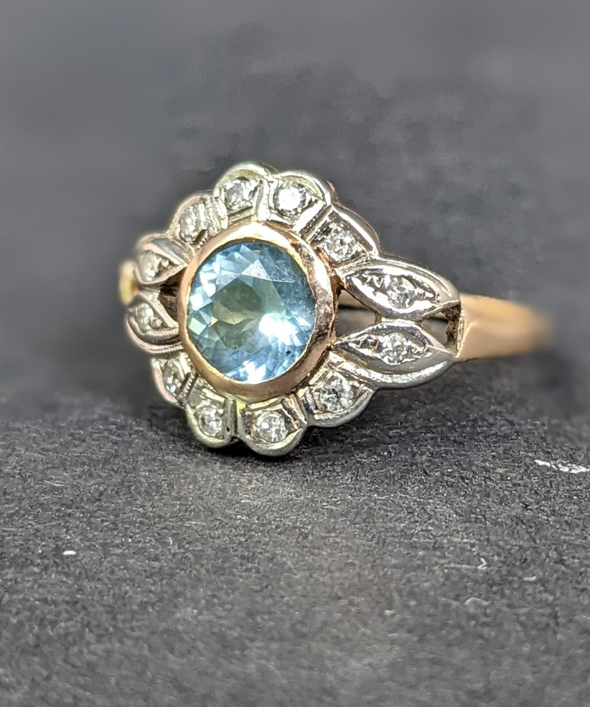 14Kt Art Deco aquamarine and diamond Art Deco ring