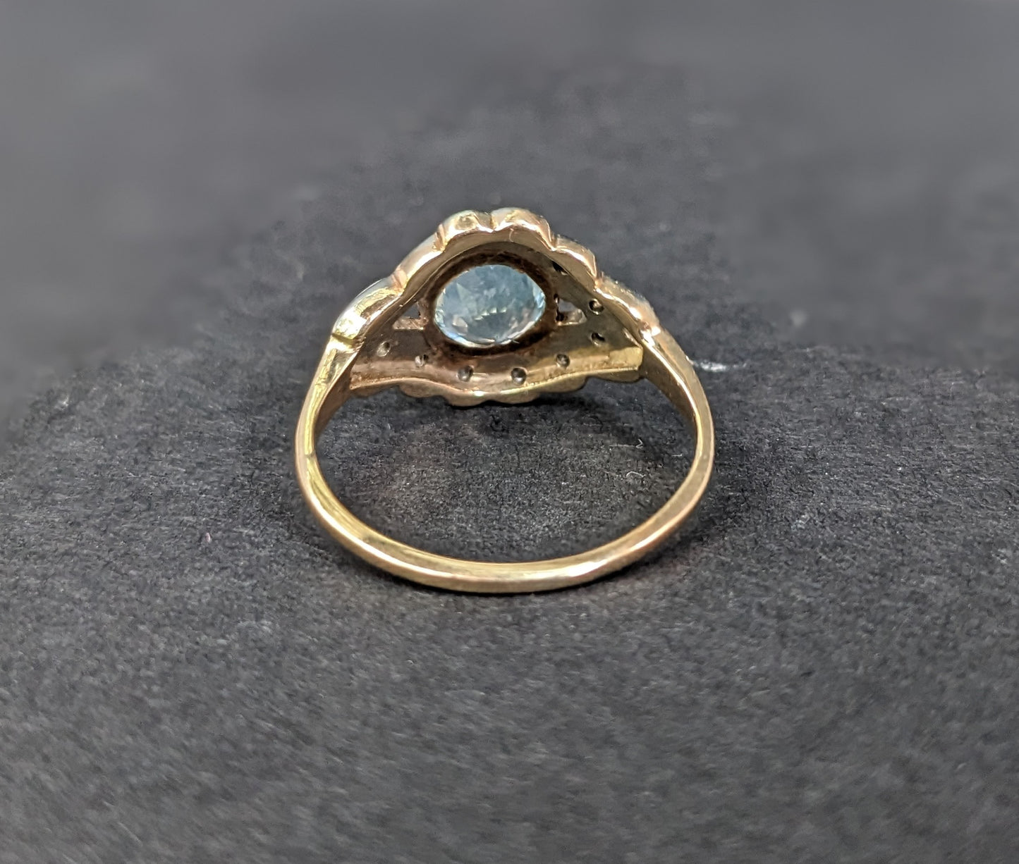 14Kt Art Deco aquamarine and diamond Art Deco ring