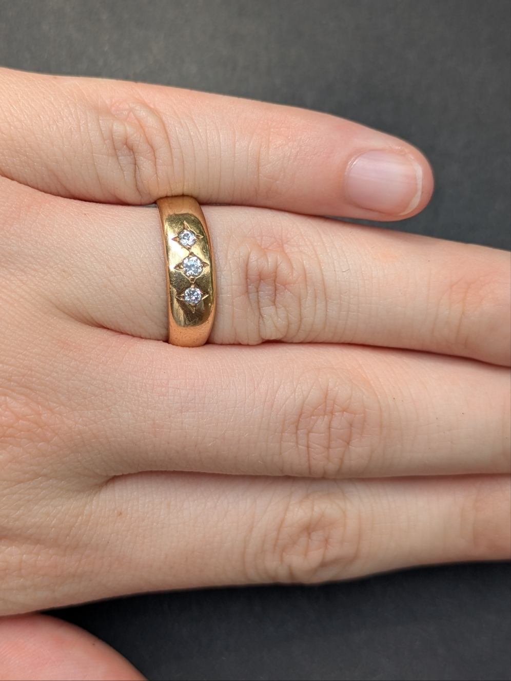 English 9kt Flush Set 3 Diamond Ring