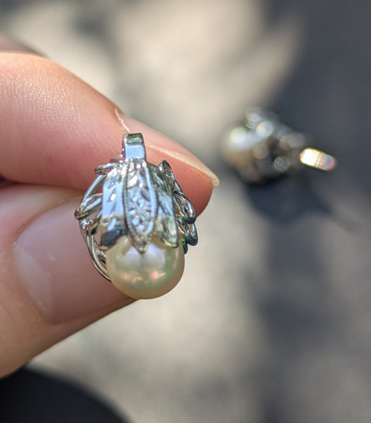 14k White Gold and Pearl Stud Earrings with Diamonds