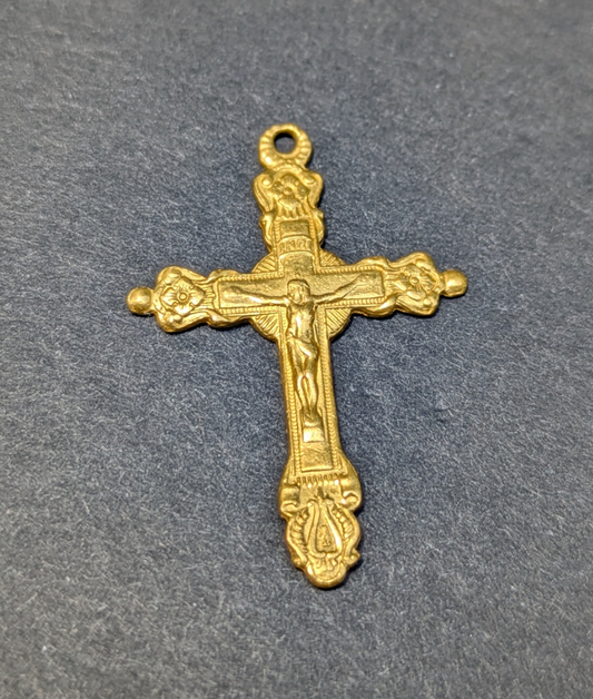 22kt Vintage Crusifix/Cross Pendant