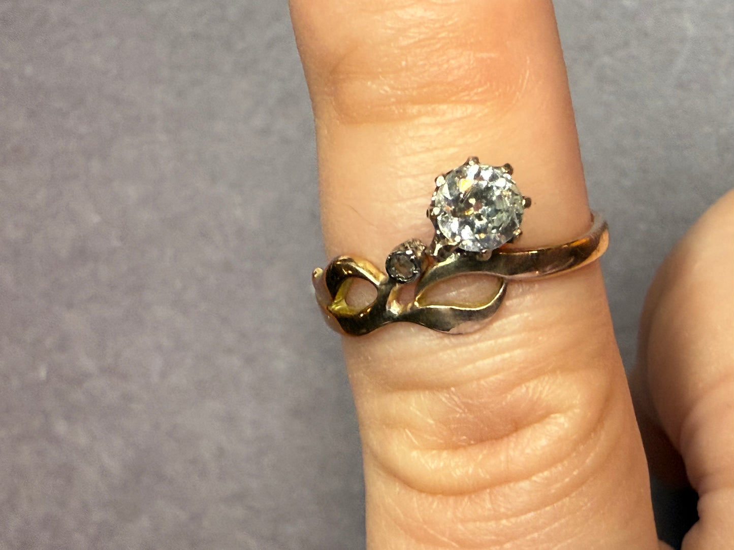 18kt Art Nouveau Old Mine Cut Diamond Ring
