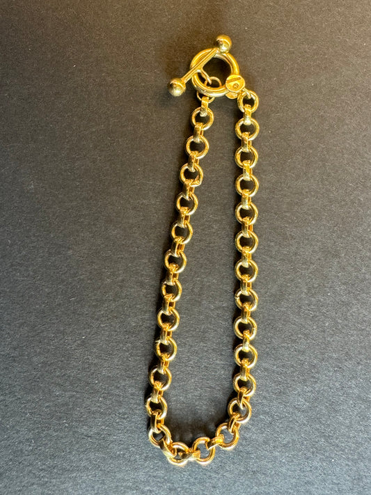 14K Modern Yellow Gold Toggle Bracelet
