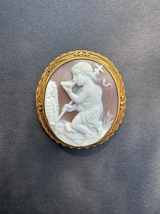 18k High Relief Cameo Brooch