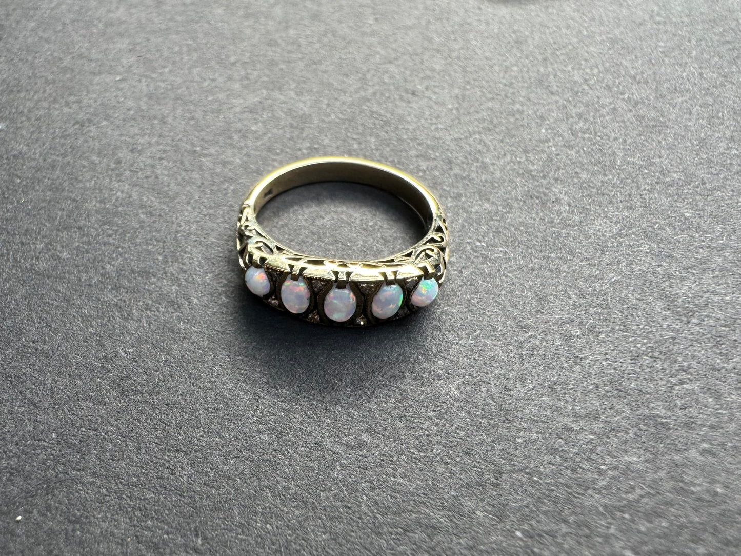 9k Edwardian 5 Stone Opal Ring