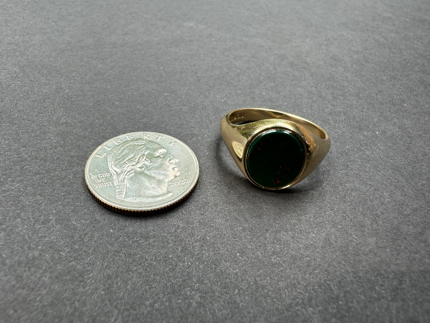 9k large oval bloodstone signet ring