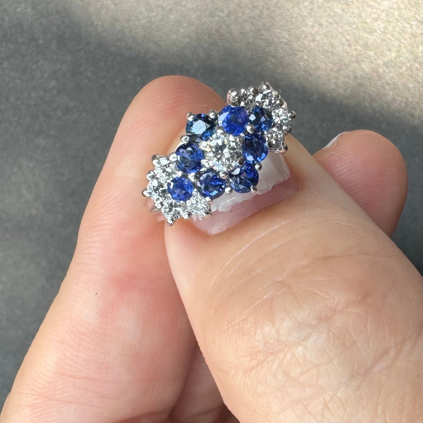 Vintage 18k Diamond & Sapphire Ring