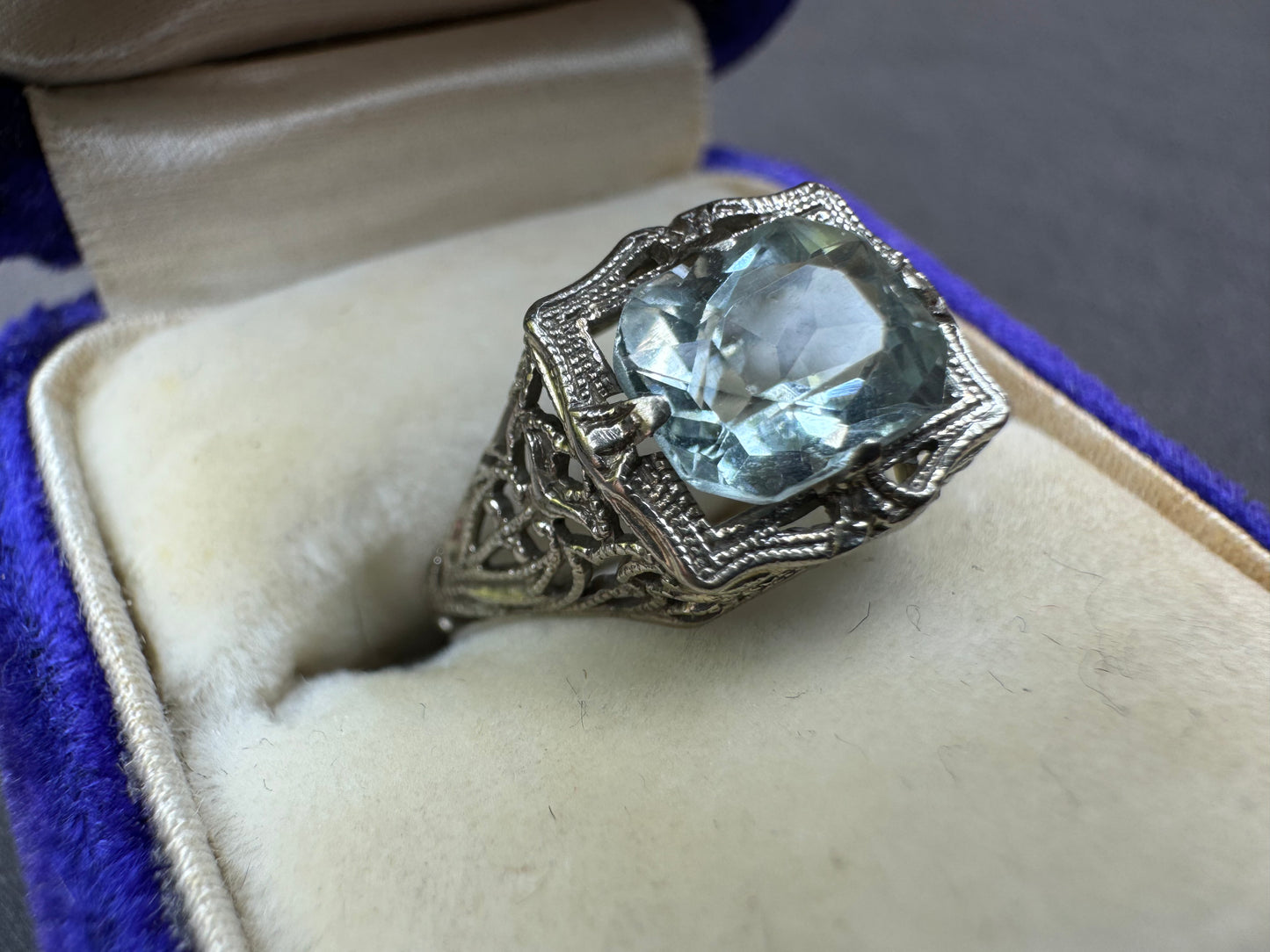 14k Edwardian White Gold Aquamarine Ring