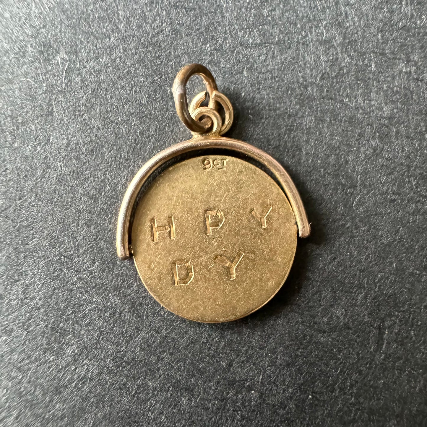 9k Vintage Spinning HAPPY DAYS Charm