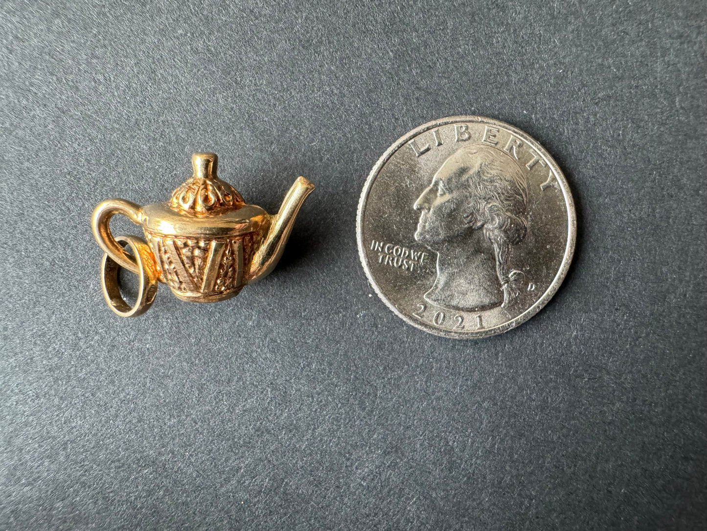 9k Gold Teapot Charm