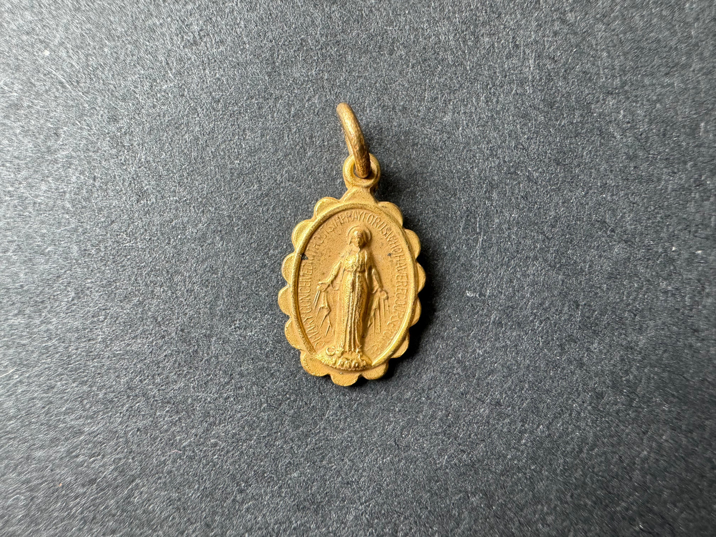 Small Gold Mary Charm with Scalloped Frame