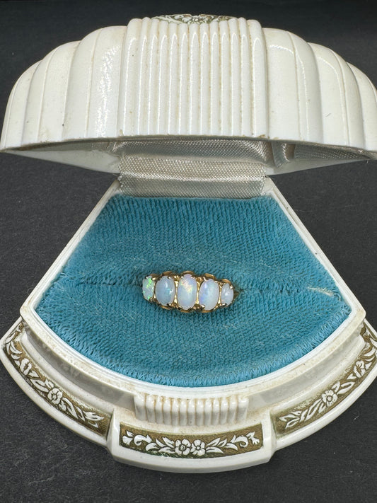 18k 1940s Opal 5 Stone Ring