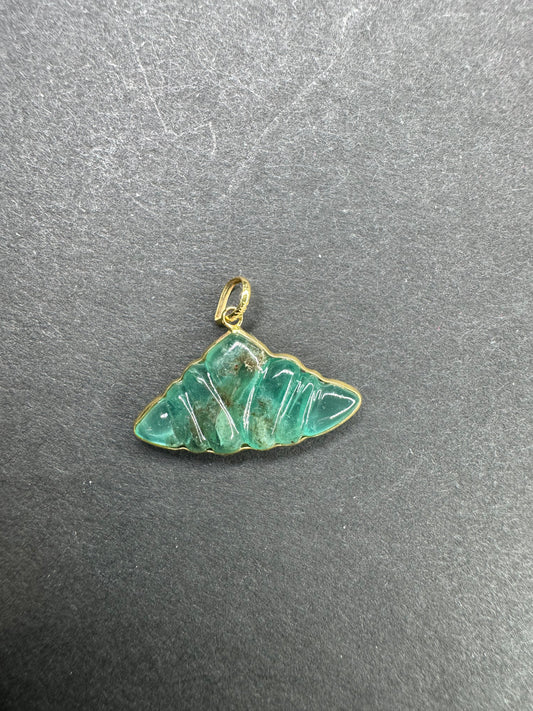 14k Carved Emerald Shell Charm