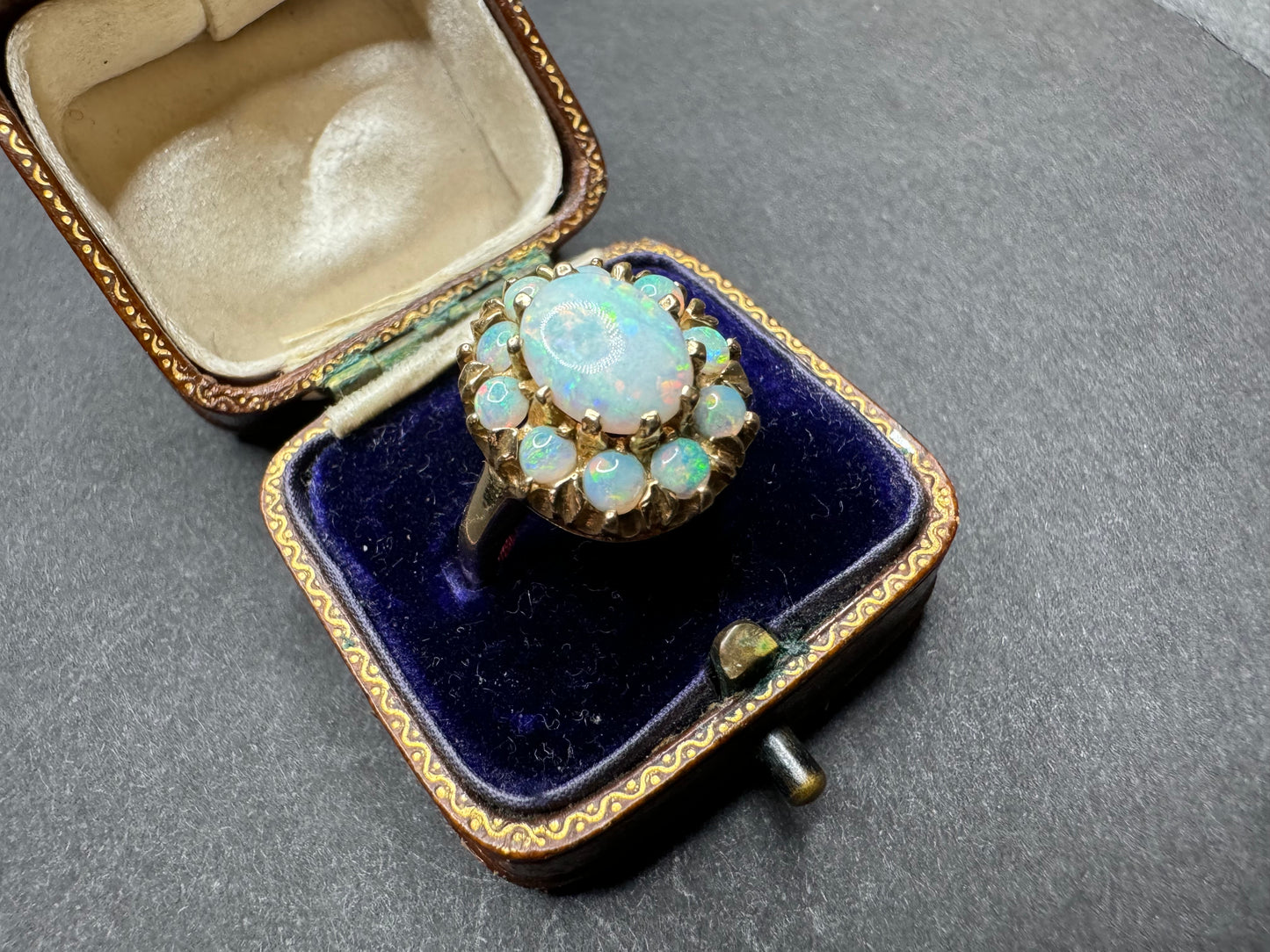 Vintage 14k Opal Cluster Ring