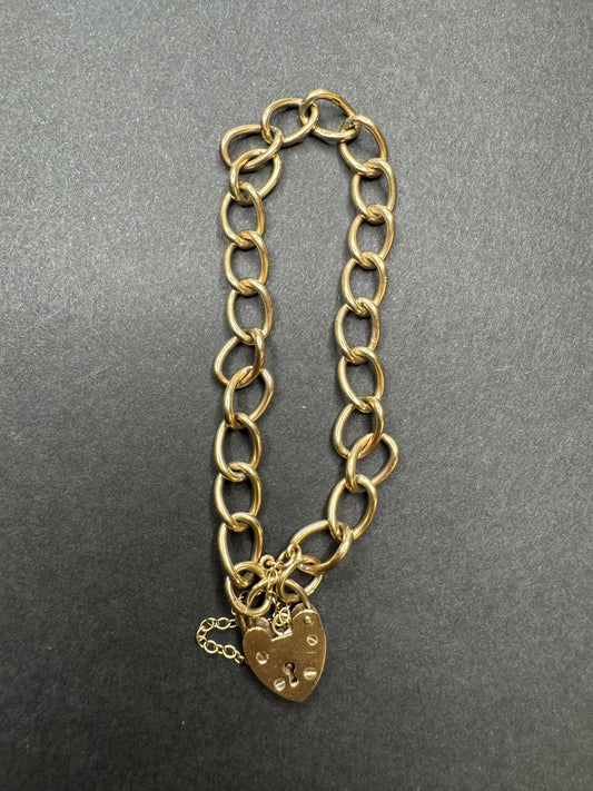 9k Heart Clasp Bracelet