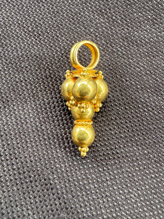 21k Etruscan Revival Grape Pendant