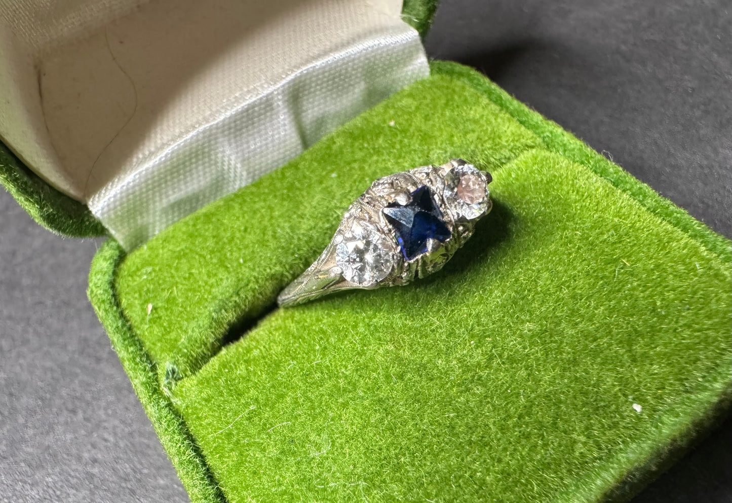 Edwardian French Sapphire and Diamond Three Stone Platinum Ring