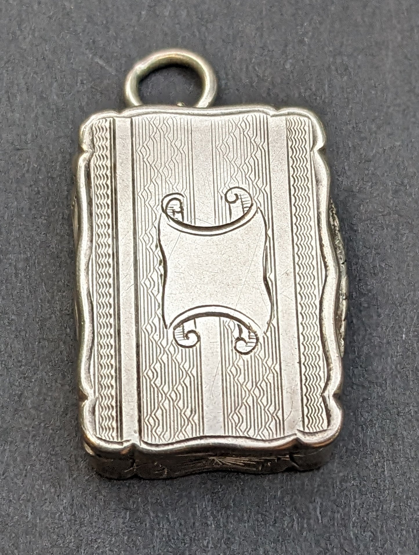 Sterling vinaigrette pendant