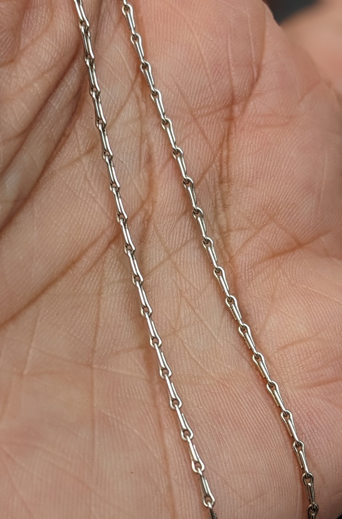 18kt white gold Art Deco fancy chain