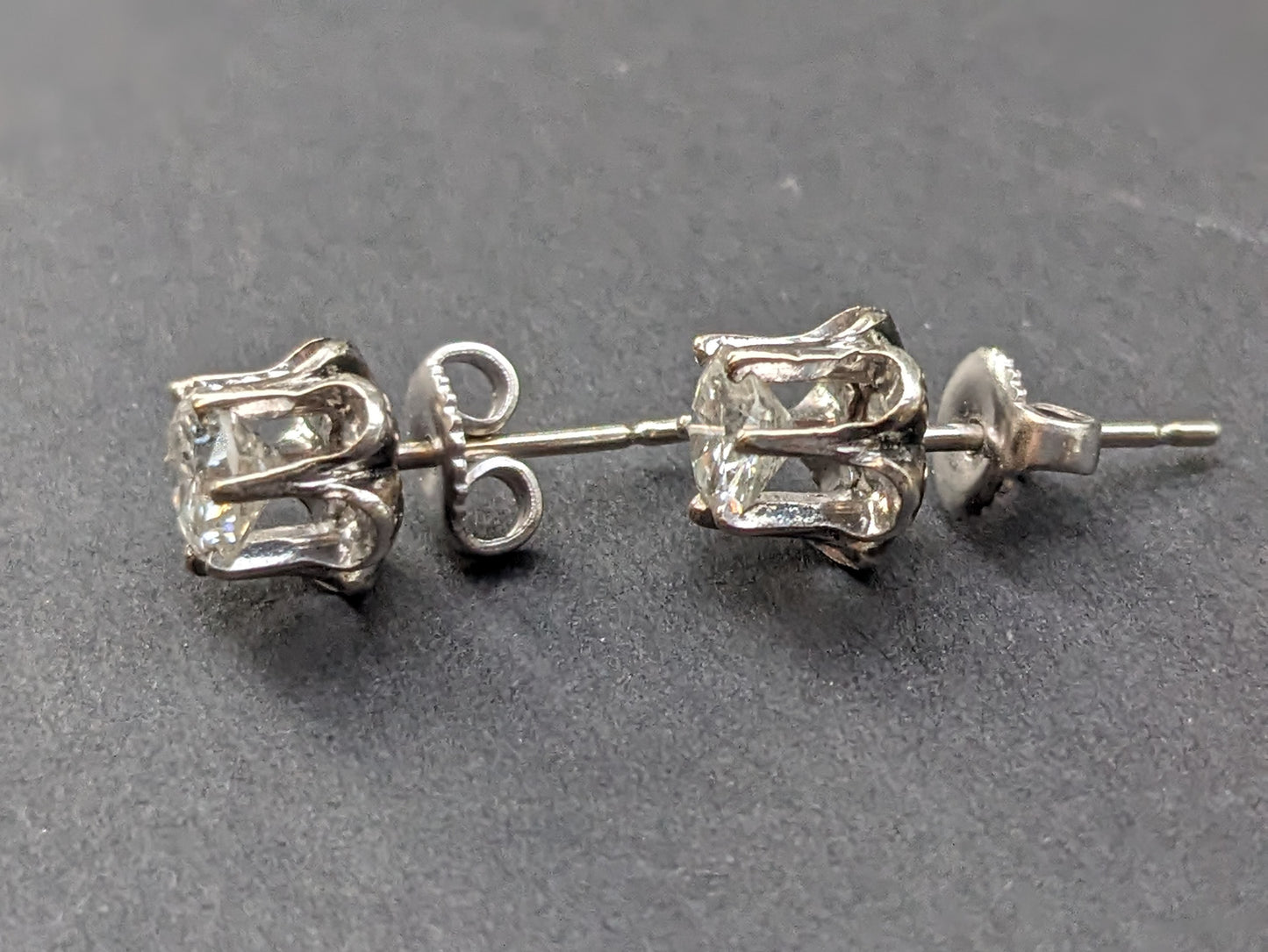 14k white gold vintage diamond stud earrings 1.5ctw