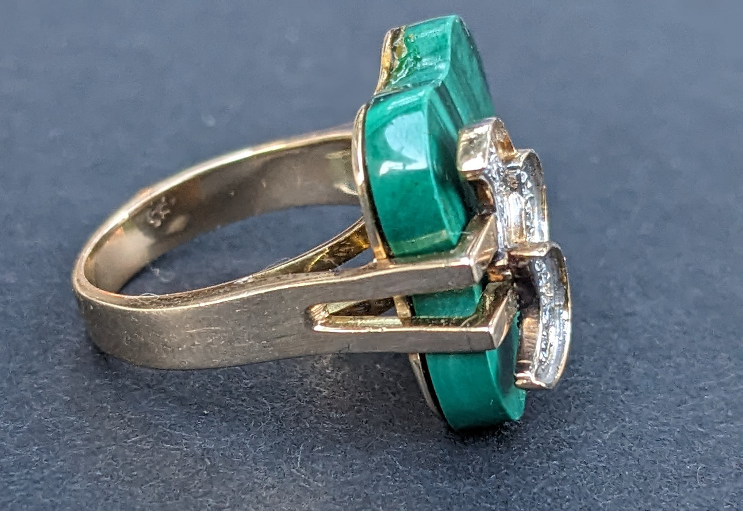 18K Malachite and Diamond Ring