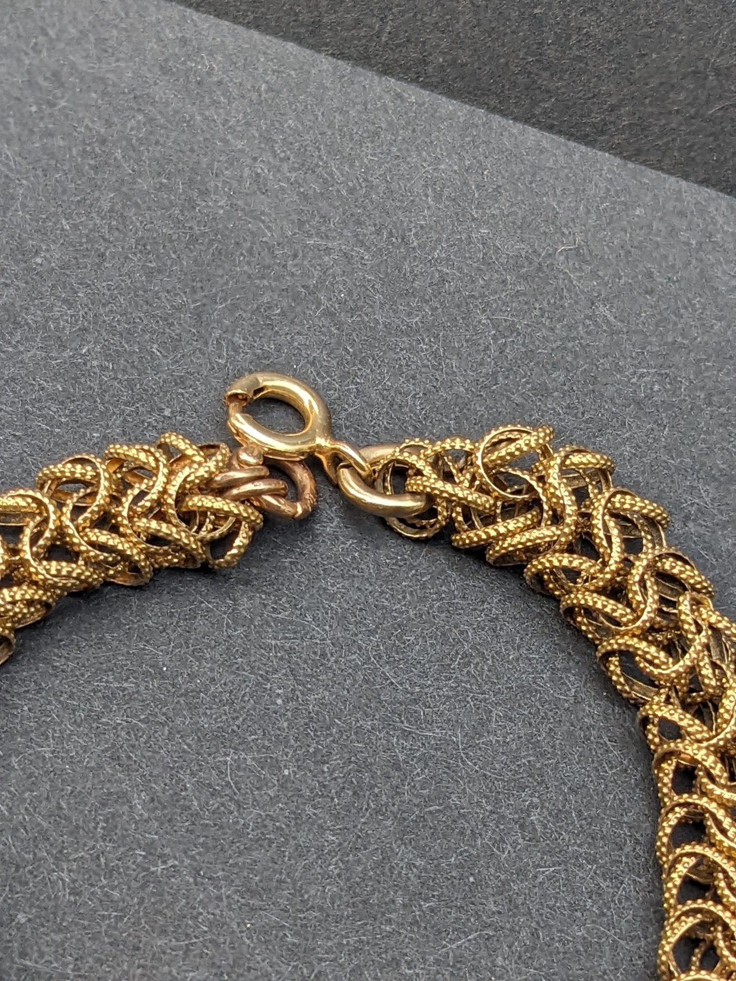 14K Unique Link Bracelet