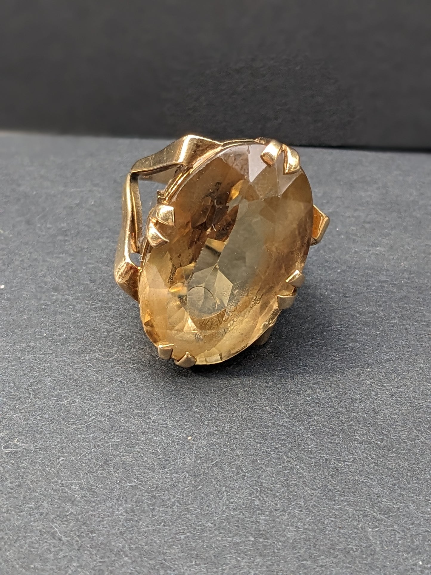 18K Extra Large Citrine Ring