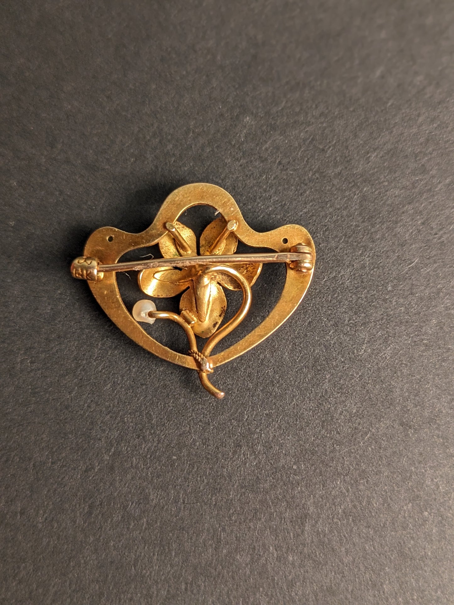 14k Art Nouveau enamel brooch