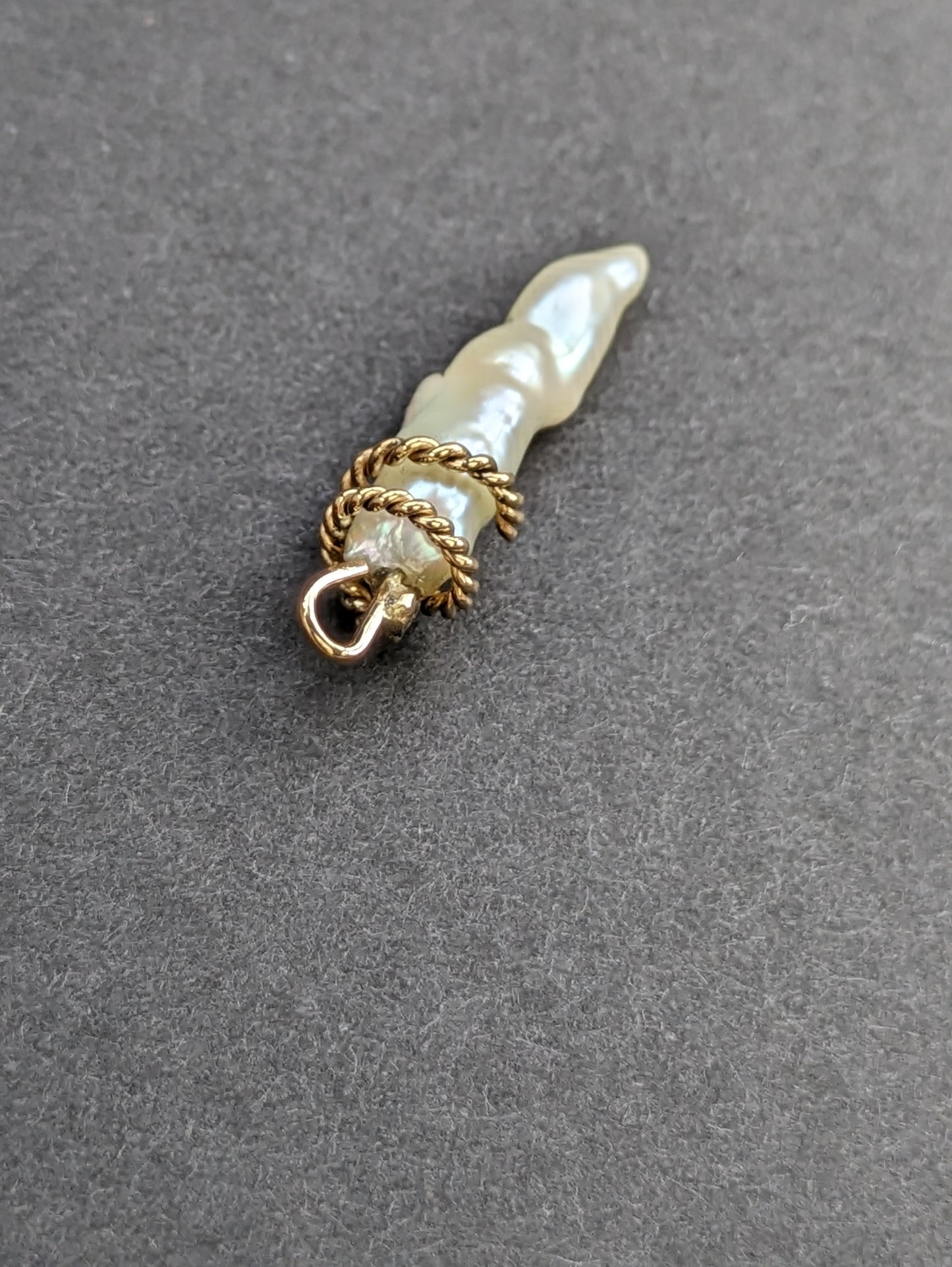 Natural Pearl Pendant 14K