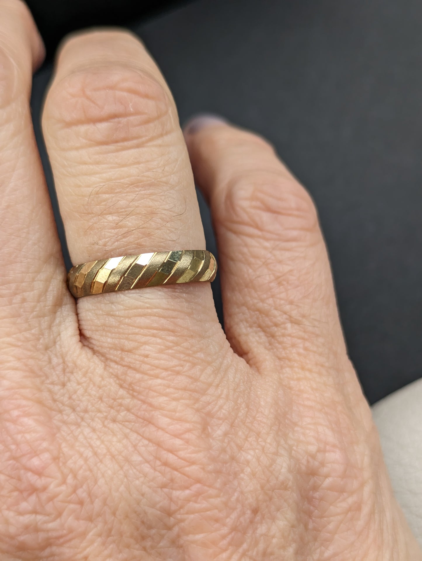 German vintage 8K gold band