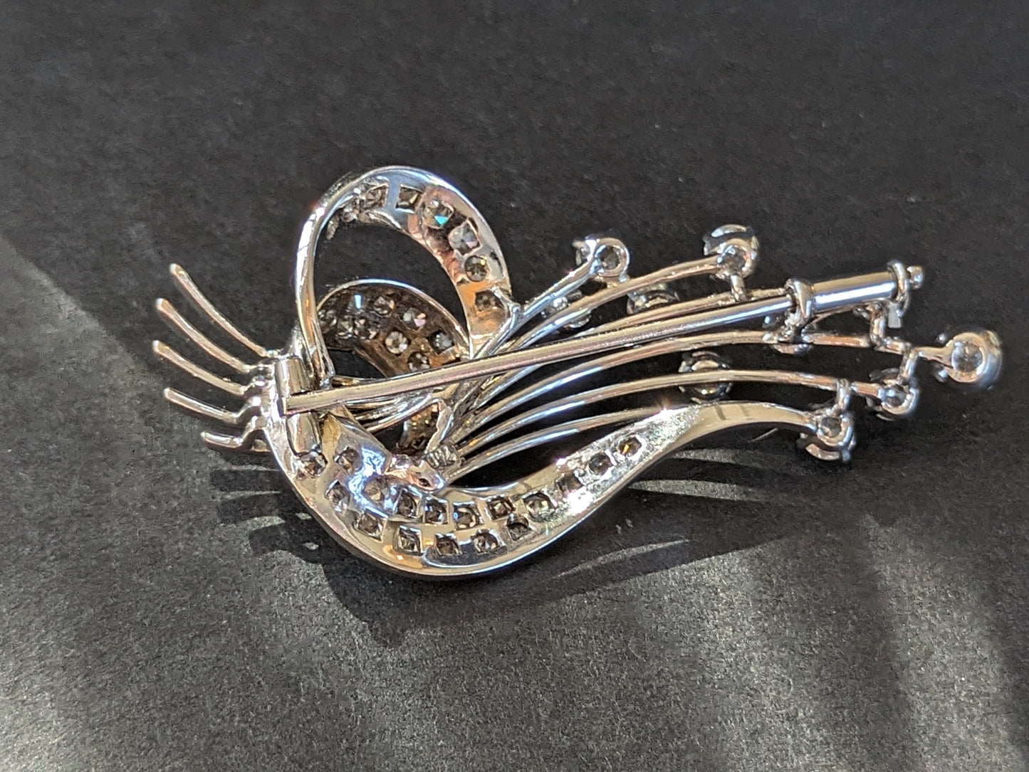 18k White Gold Diamond Spray Brooch