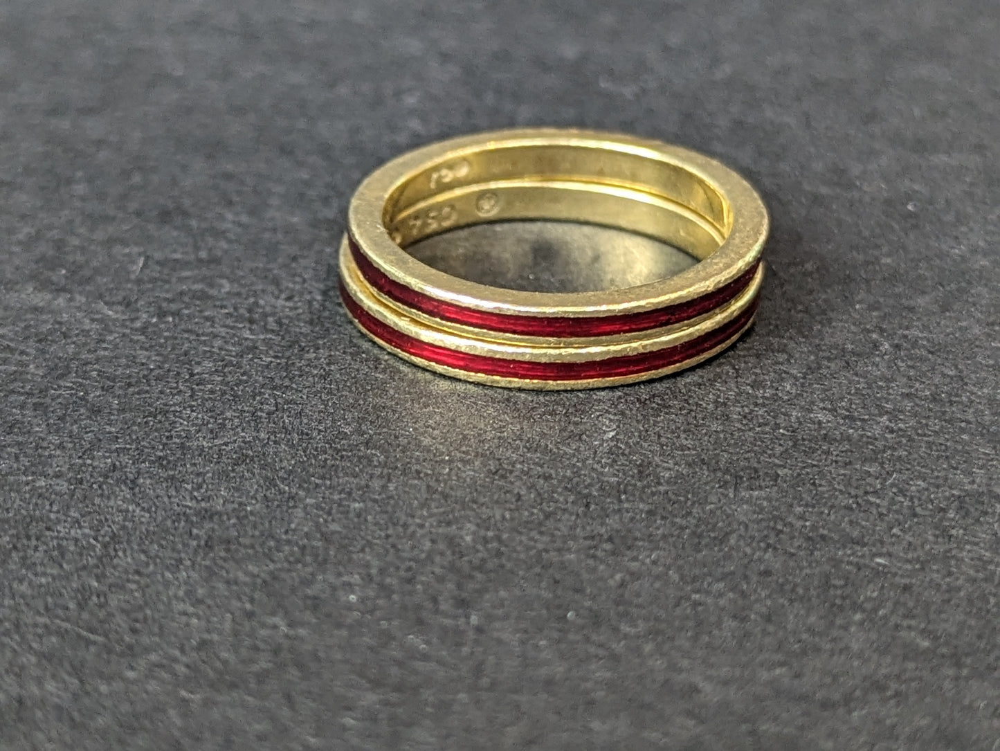 Pair Hidalgo 18K enamel bands "red"