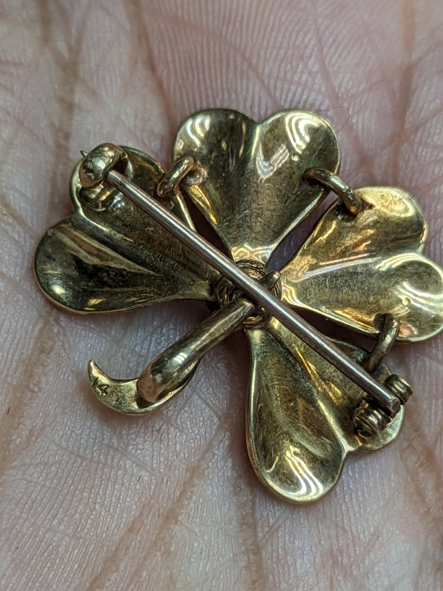 14k Victorian Seed Pearl Clover/Shamrock Brooch