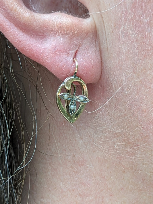 Art Nouveau earrings with seed pearls