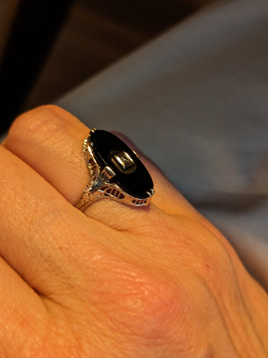 14kt White gold filigree diamond and onyx ring