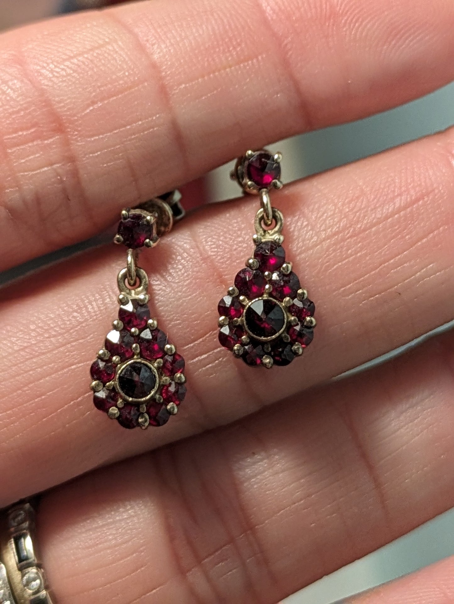 8k Gold German Bohemian Garnet Earrings